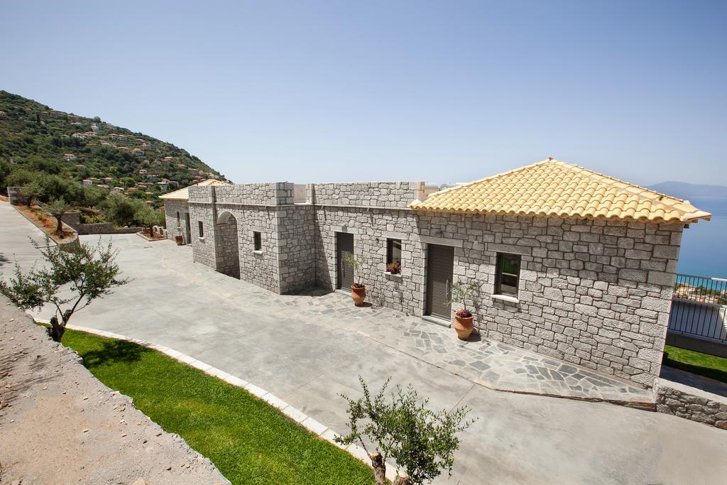 Petra Thea Apartment Kalamata Exterior photo