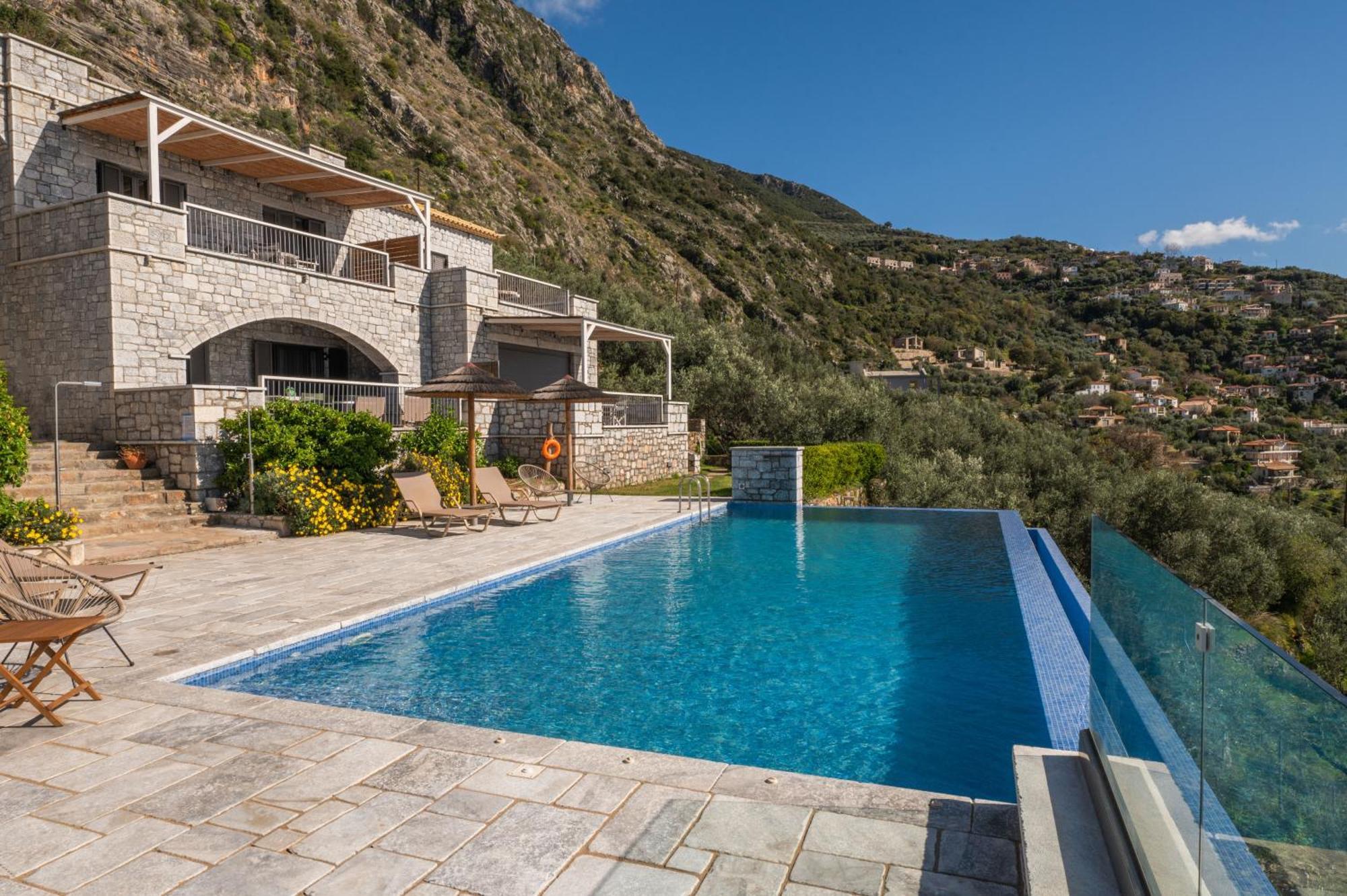 Petra Thea Apartment Kalamata Exterior photo
