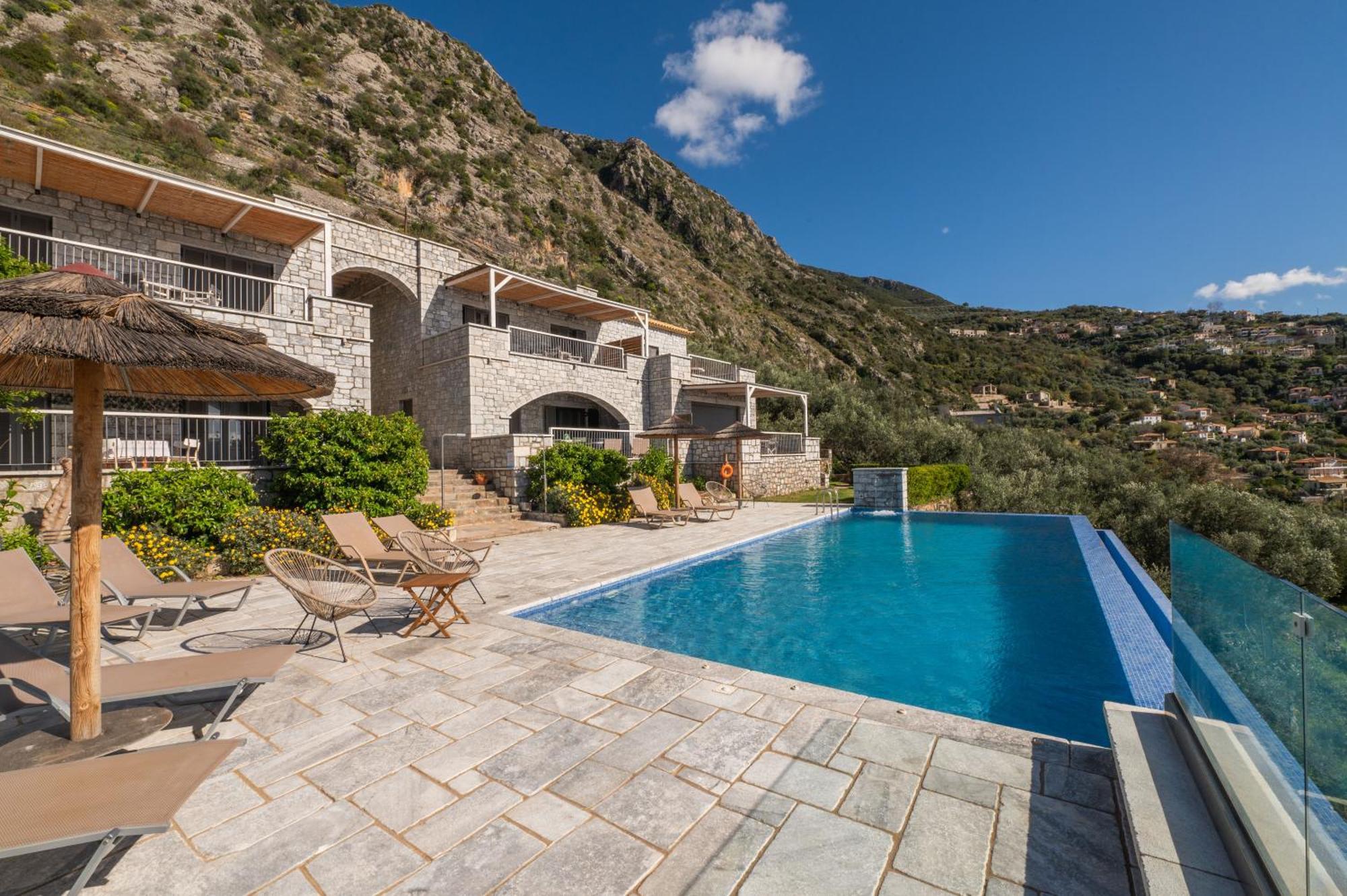 Petra Thea Apartment Kalamata Exterior photo