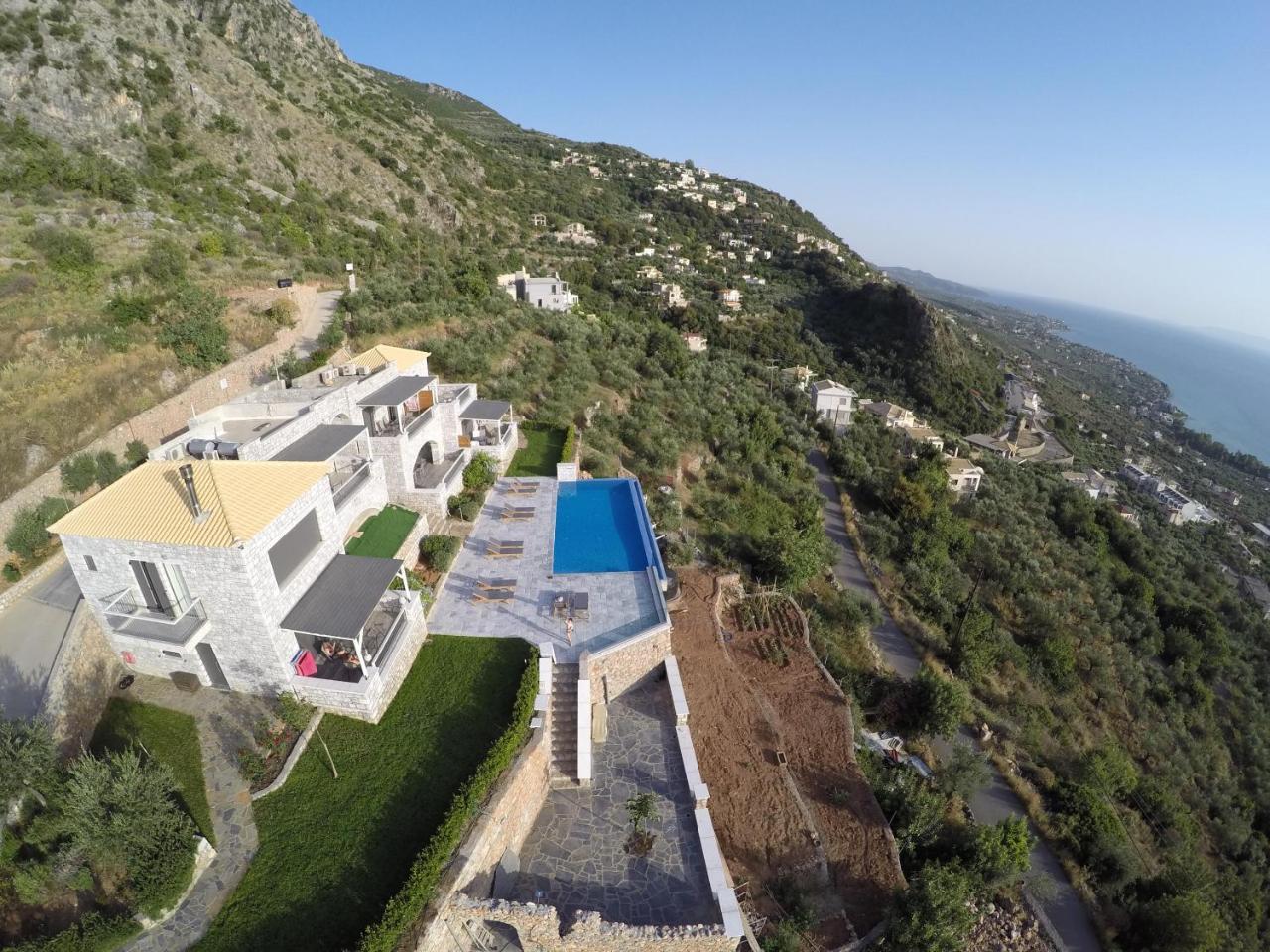 Petra Thea Apartment Kalamata Exterior photo