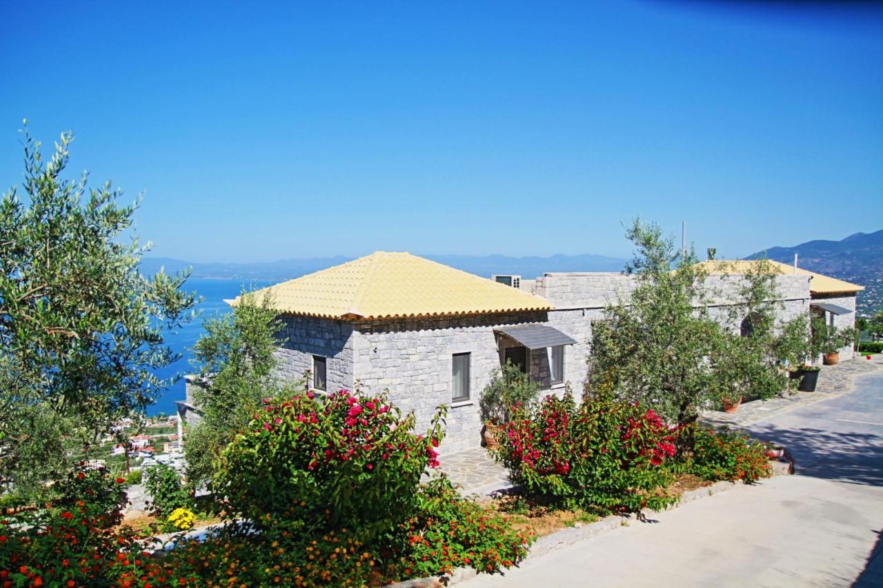 Petra Thea Apartment Kalamata Exterior photo